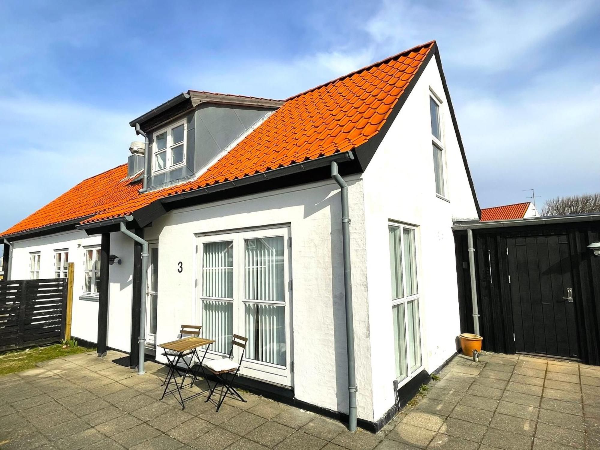 Byhus Centralt Pa Laeso Vesterø Havn Extérieur photo